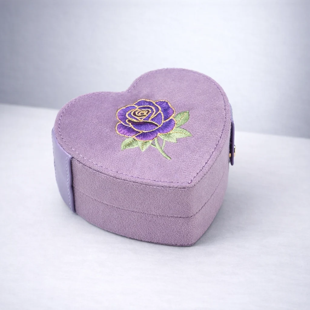 Classic velvet jewelry box packaging wholesale